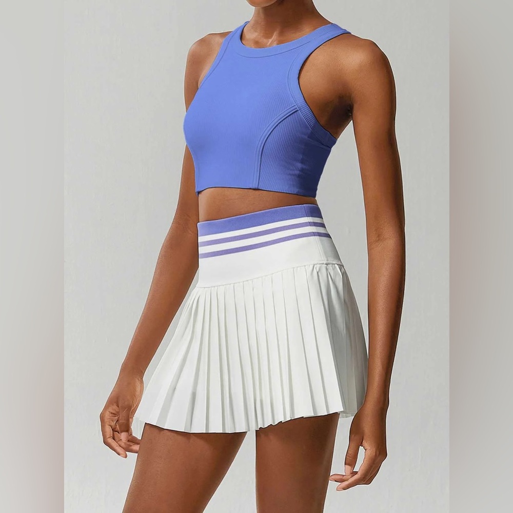 Berlook Activewear White Pleated Pockets Sports Skirt - Picture 2 of 7